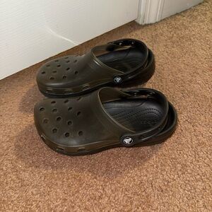 Black crocs